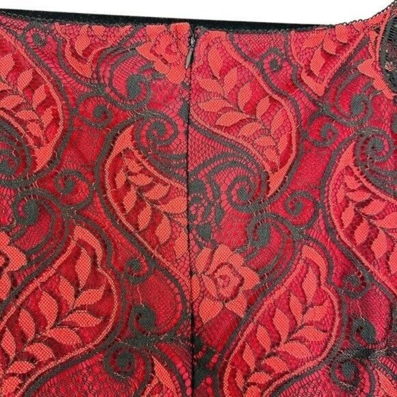 ROMEO And Juliet C Lace Red Off The Shoulder Top Gothic Women’s Size Small - Picture 9 of 15